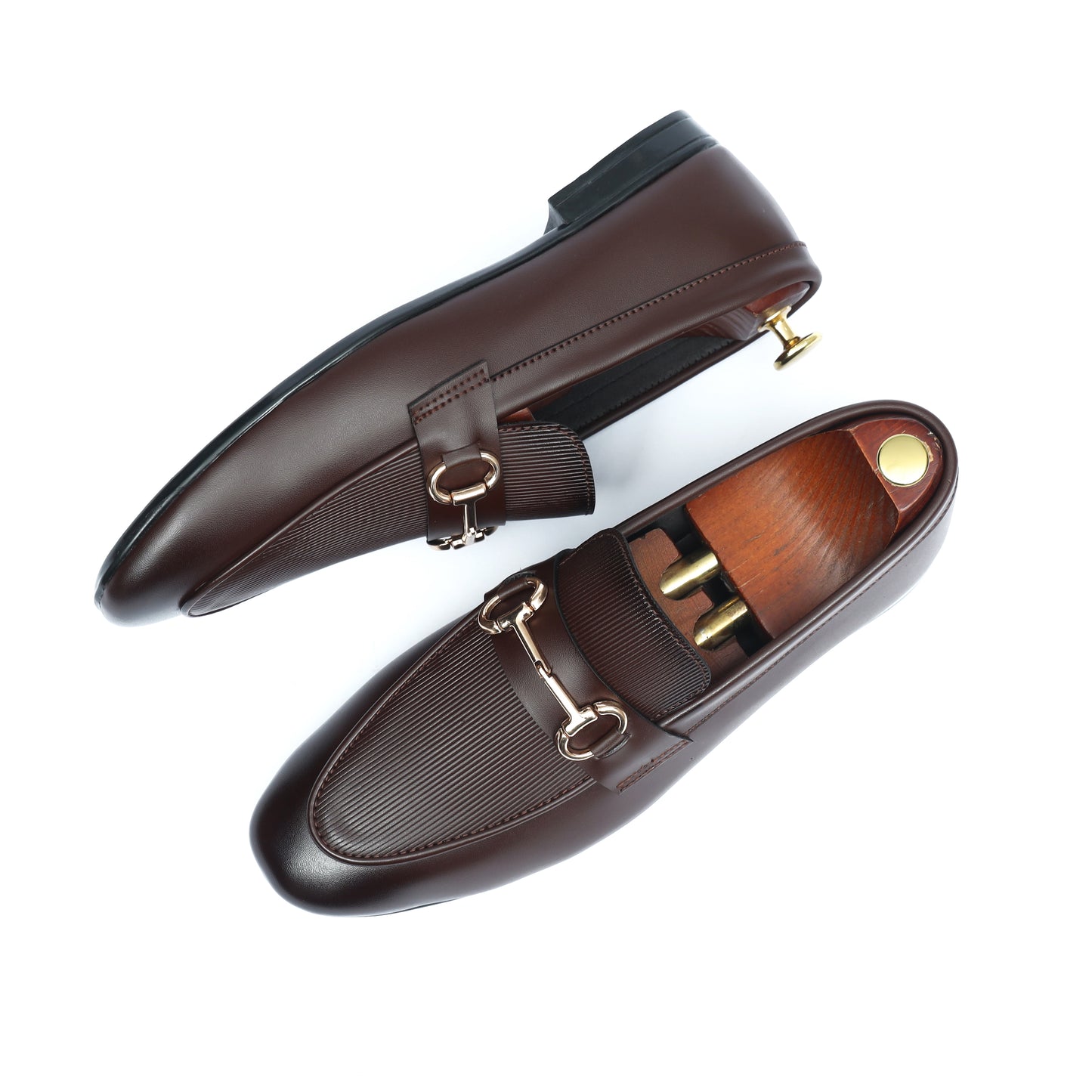 Brown Classic lining textured shoes