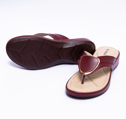 Maroon V-Buckle Cushy Women's Slipper