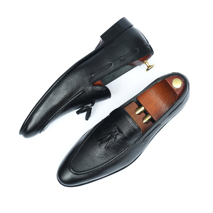 Black Mild Leather Tassel Shoe