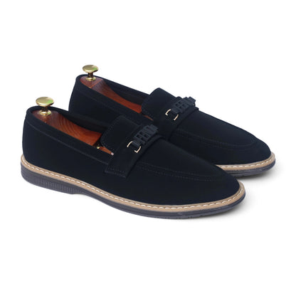 Men’s black suede Fendi buckle loafers